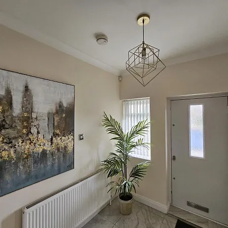 Racecourse Retreat *